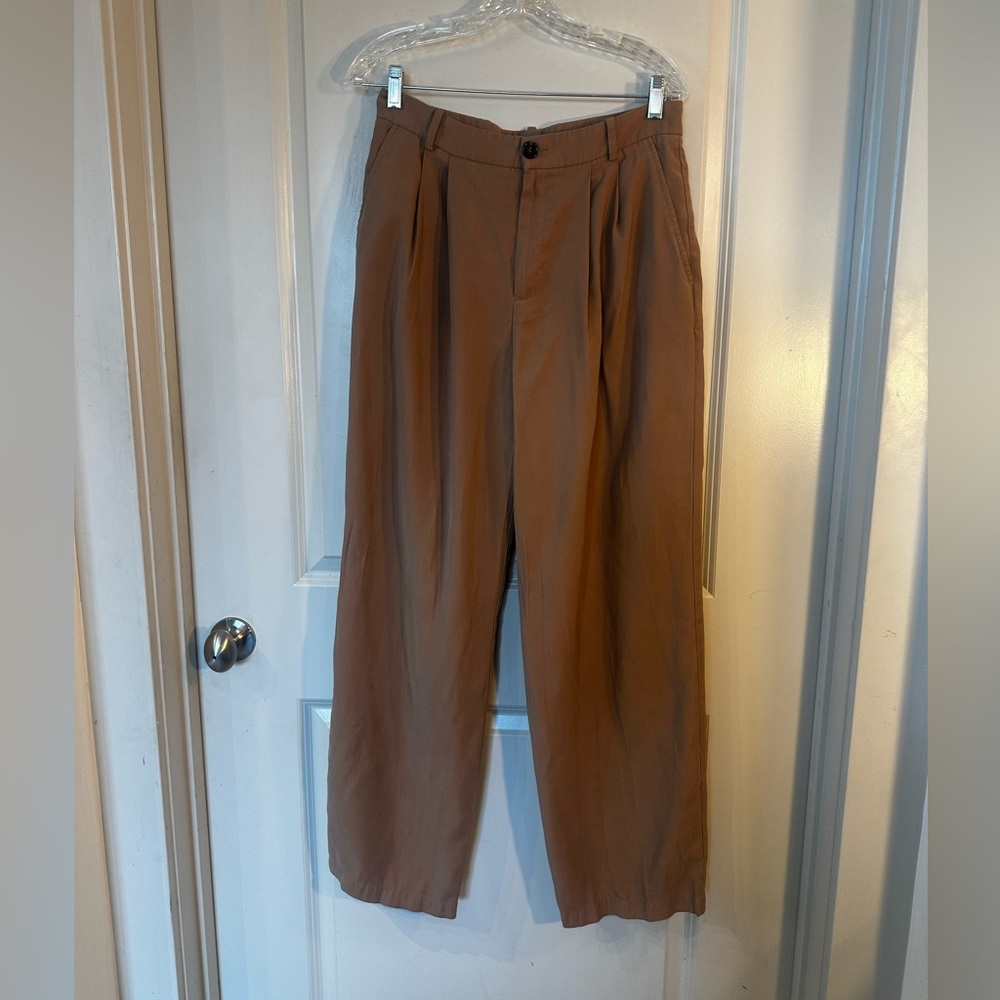 MNG/Mango Pleated High Waisted Tan Wide Leg Trouser Pants, Size Large